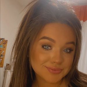 Meet your Posher, Bailey